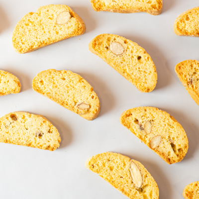 Cantucci almendras (x Kg)